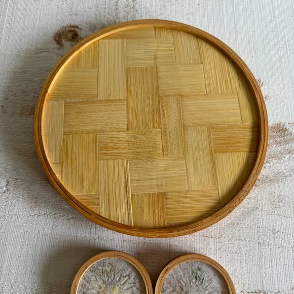 Vintage Round Bamboo Decorative Tray and Coaster Set with Butterflies and leaves - Picture 7 of 8